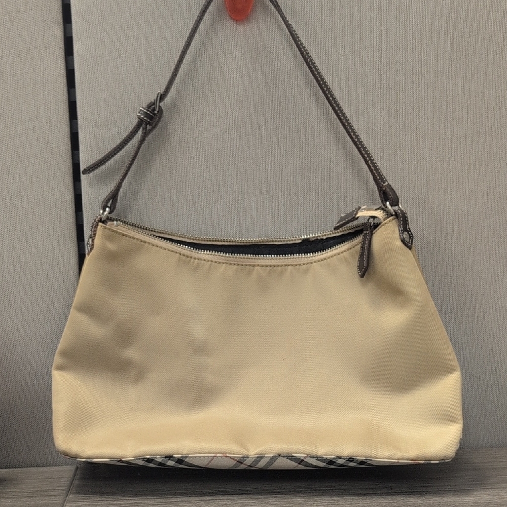 Burberry Nova Check. Hobo Bag Very Good Condition